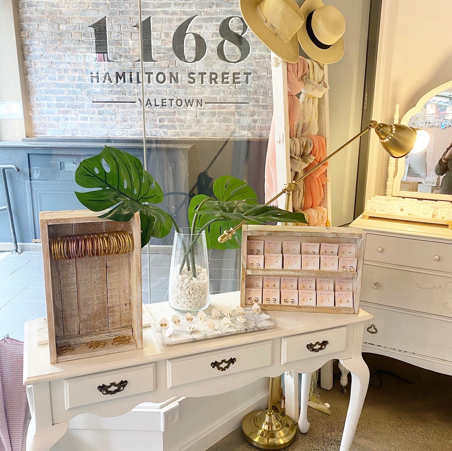 Frilly Lilly Yaletown Frilly Lilly