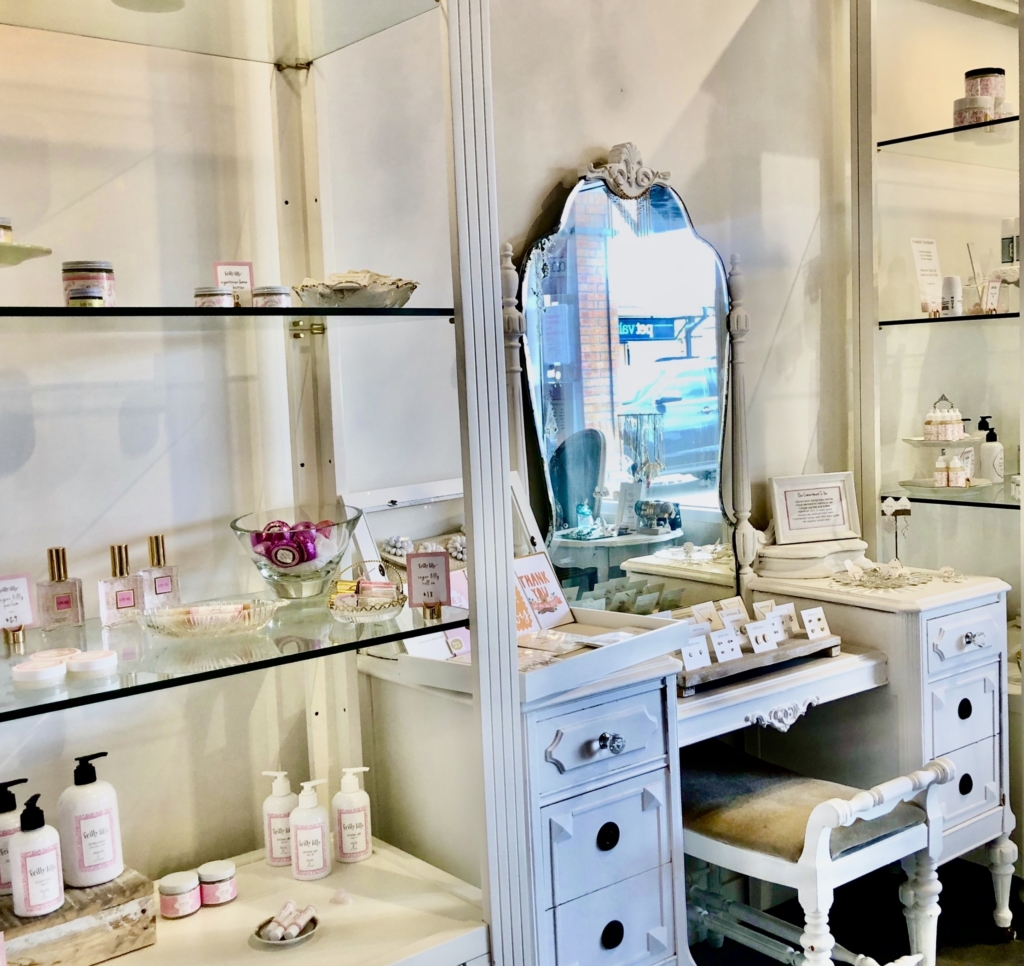 Frilly Lilly Shawnessy Frilly Lilly